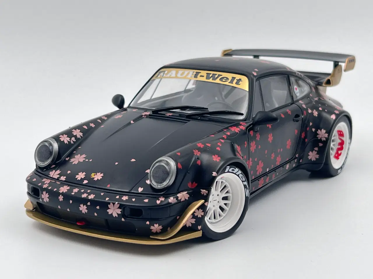 Billede 1 - 1991 Porsche 911 Carrera RS RWB (964) - 1:18