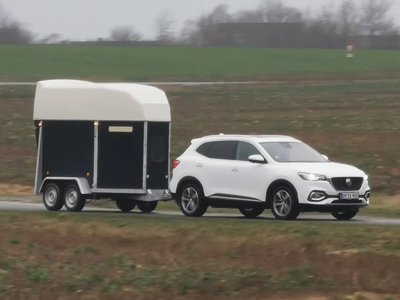 Billede 9 - MG EHS HYBRID Med træk 1500kg.
