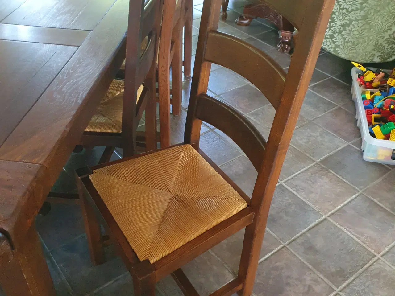 Billede 2 - Spisebord og 10 stole i massiv eg