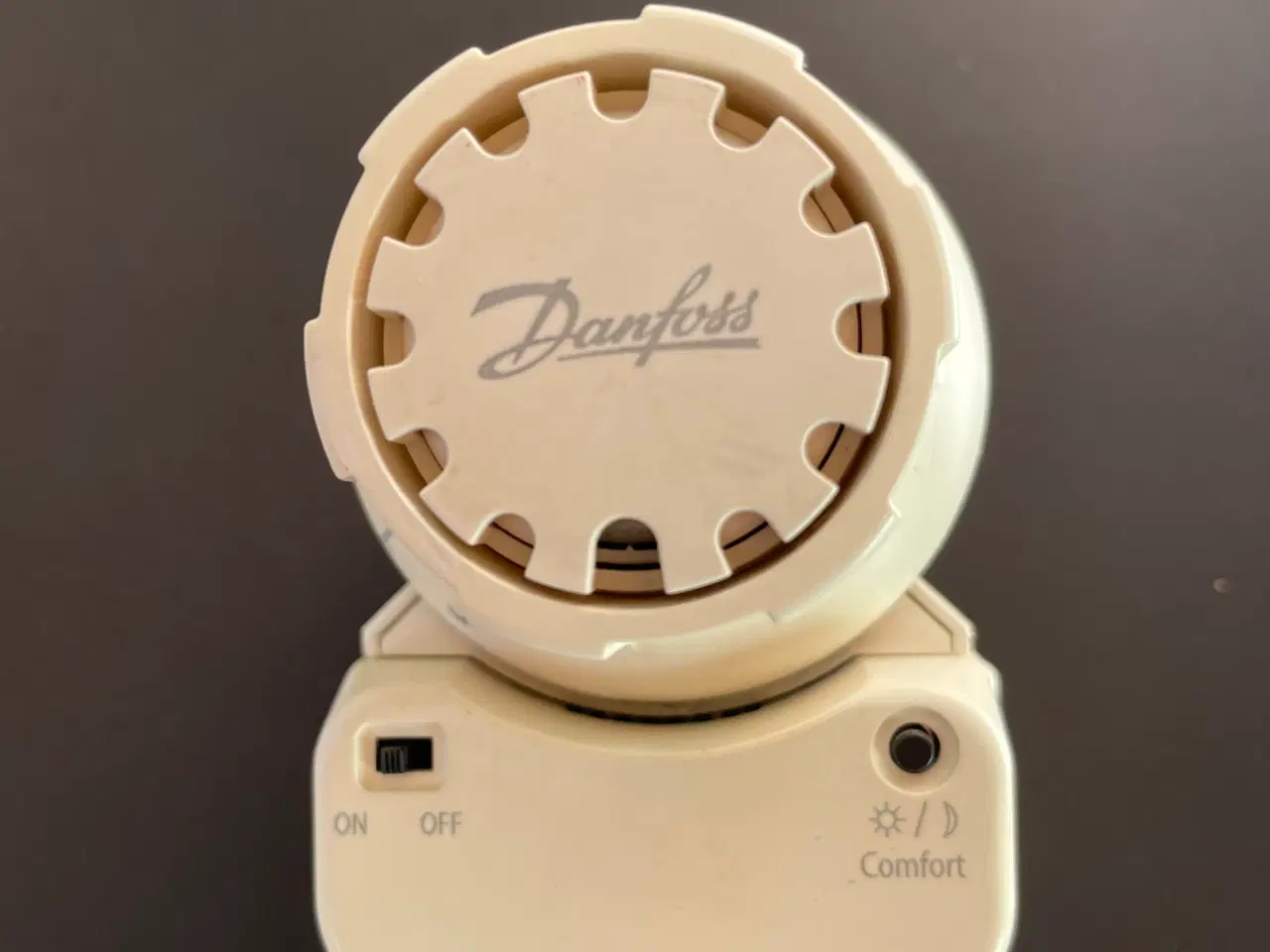 Billede 1 - Radiator Termostat med natsænkningsfunktion