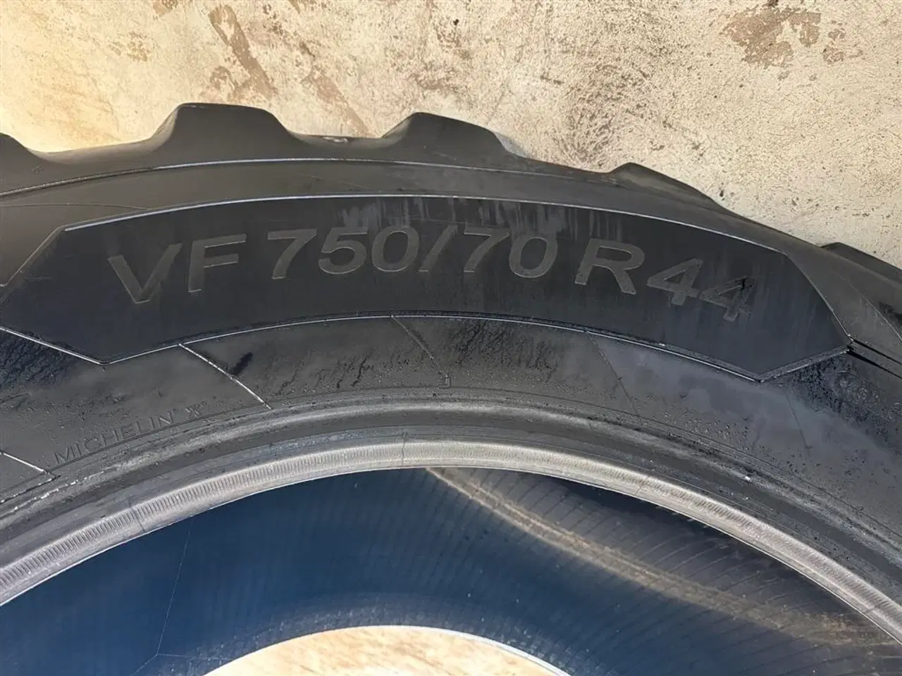 Billede 4 - Michelin 750/70R44