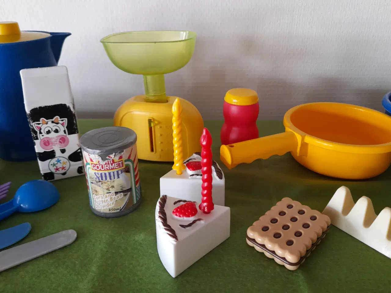 Billede 6 - Legemad, gryder, pander, køkkenvægt m.m