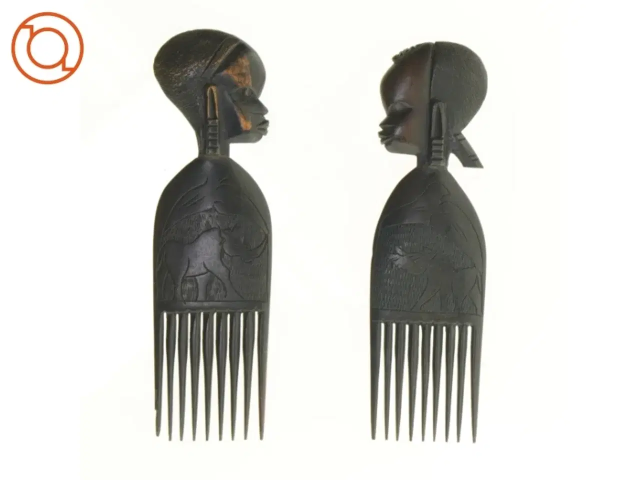 Billede 1 - Kamme med udskårne afrikanske motiver (str. 24 x 7 cm)