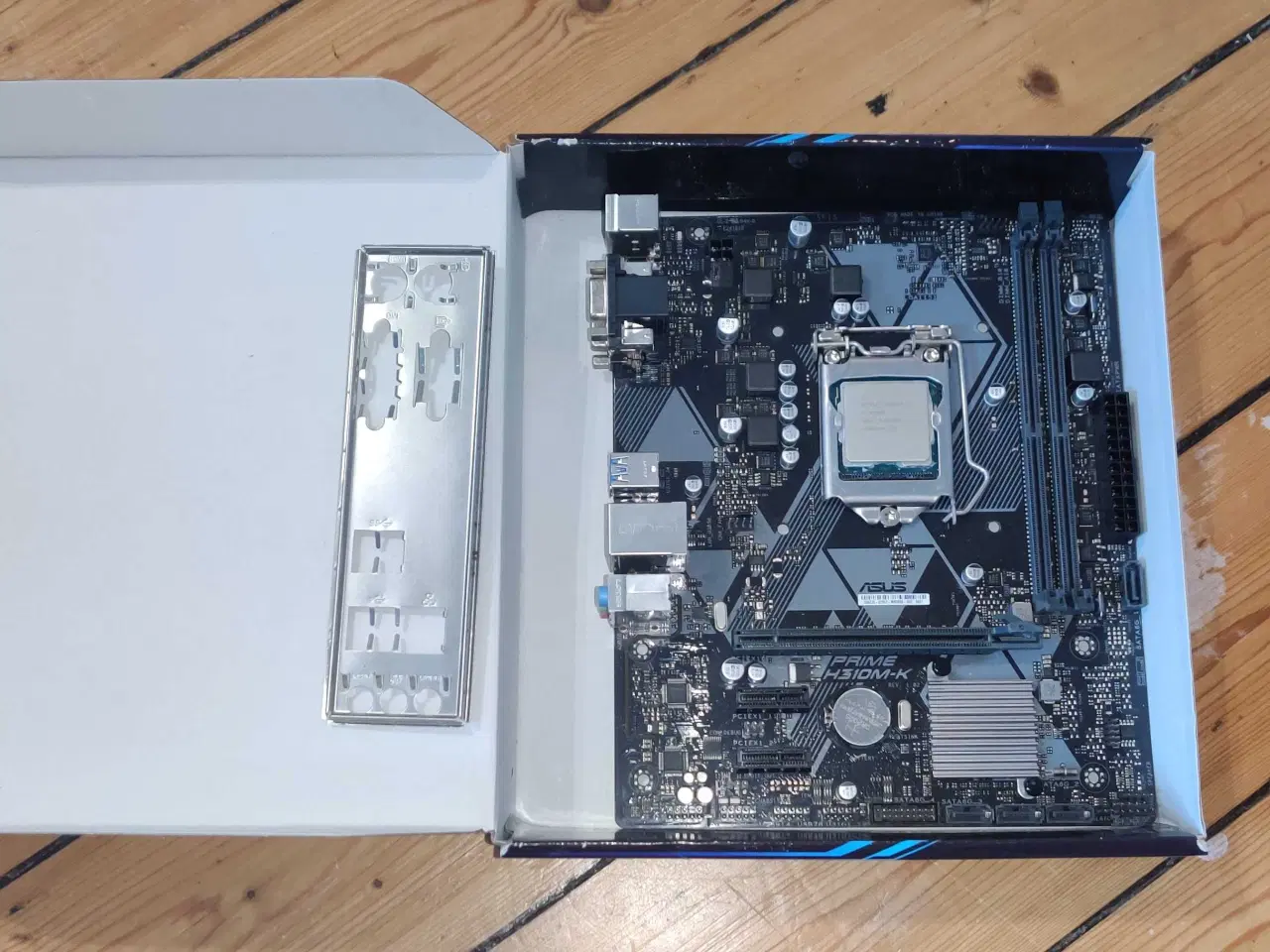 Billede 4 - Intel i7-9700K + Asus Prime H310M-K (bundkort + CP