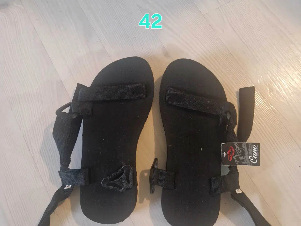 Billede 3 - Herre Sandaler 50 kr stk
