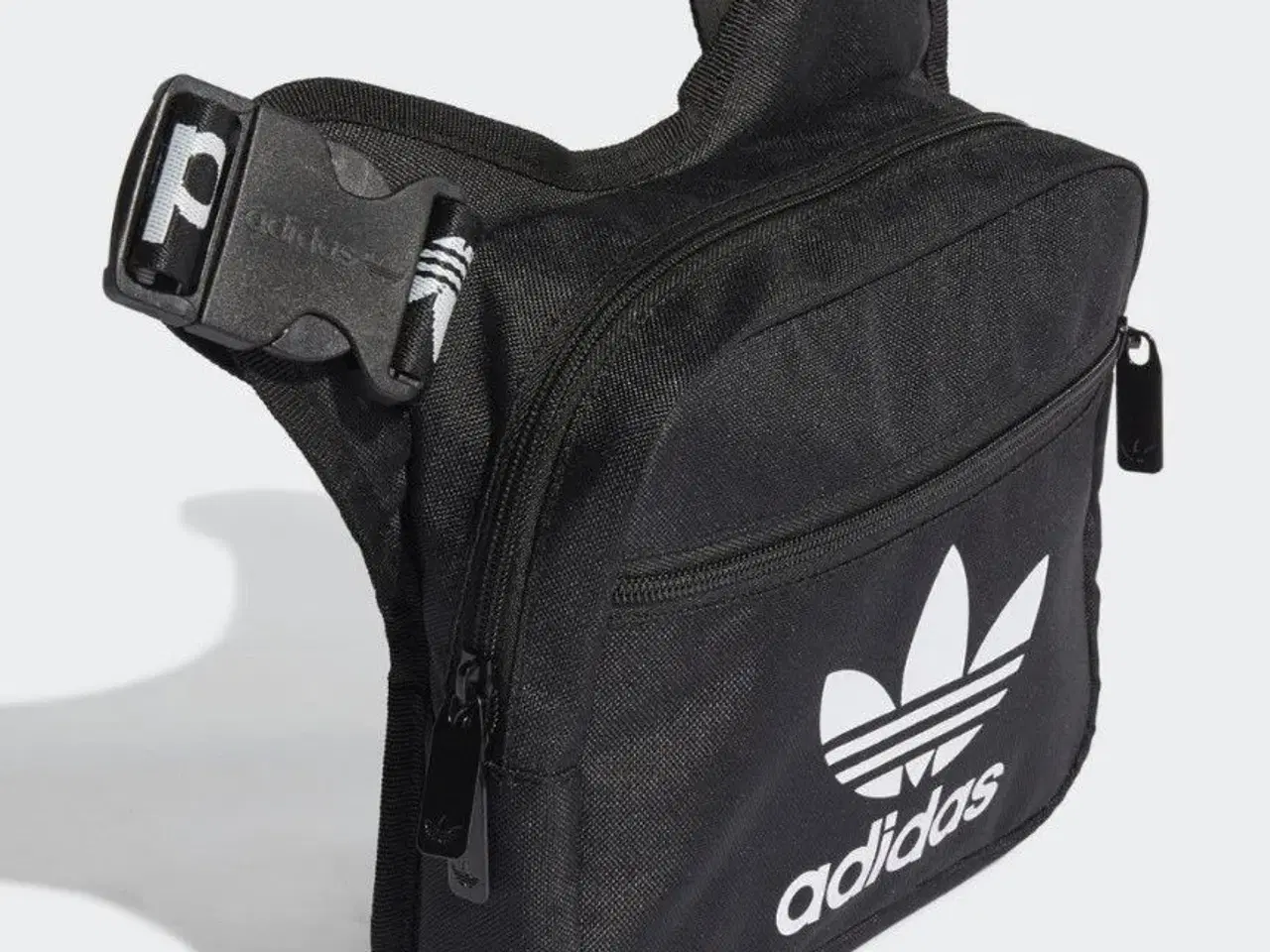Billede 3 - Adidas originals skuldertaske - fejlkøb