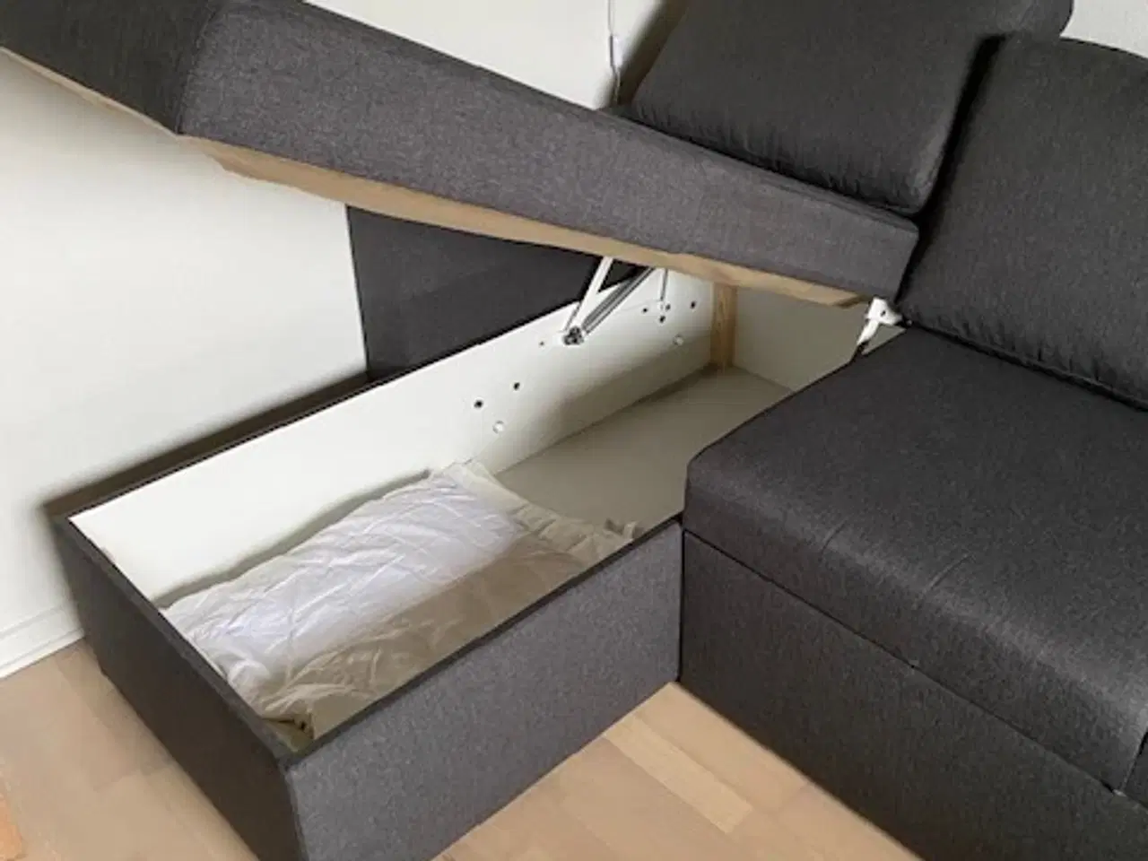 Billede 4 - Sovesofa med Chaiselong
