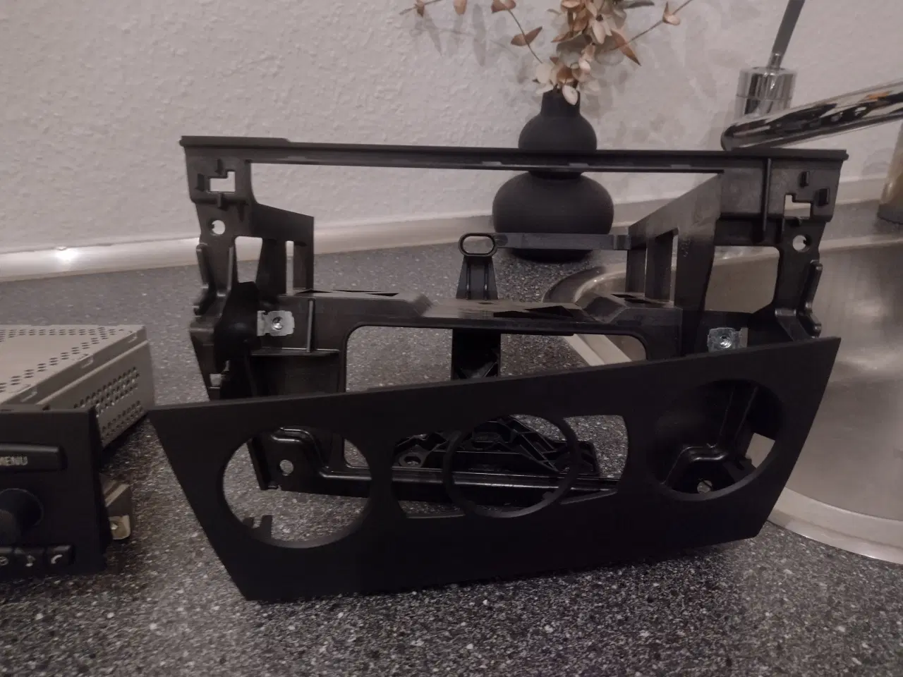 Billede 3 - Radio orginal til en BMW E90 318 I årgang 2006