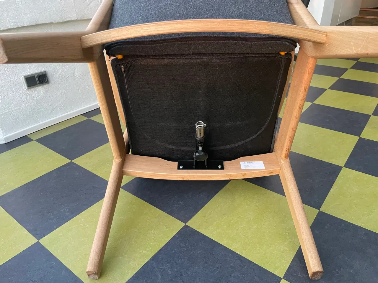 Billede 7 - Farstrup Otiumstol med fodskammel m.magasin.
