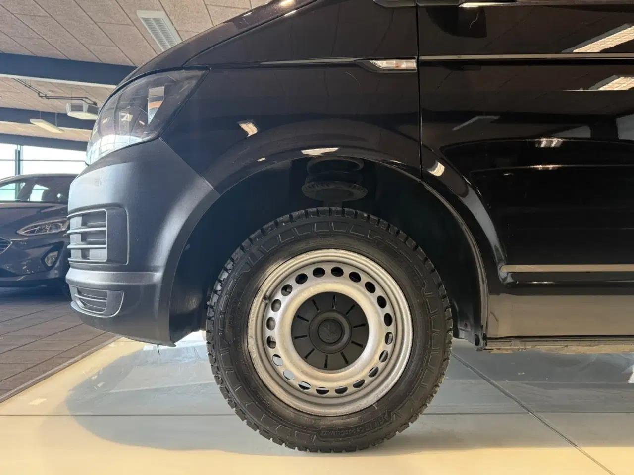 Billede 8 - VW Transporter 2,0 TDi 102 Kassevogn kort