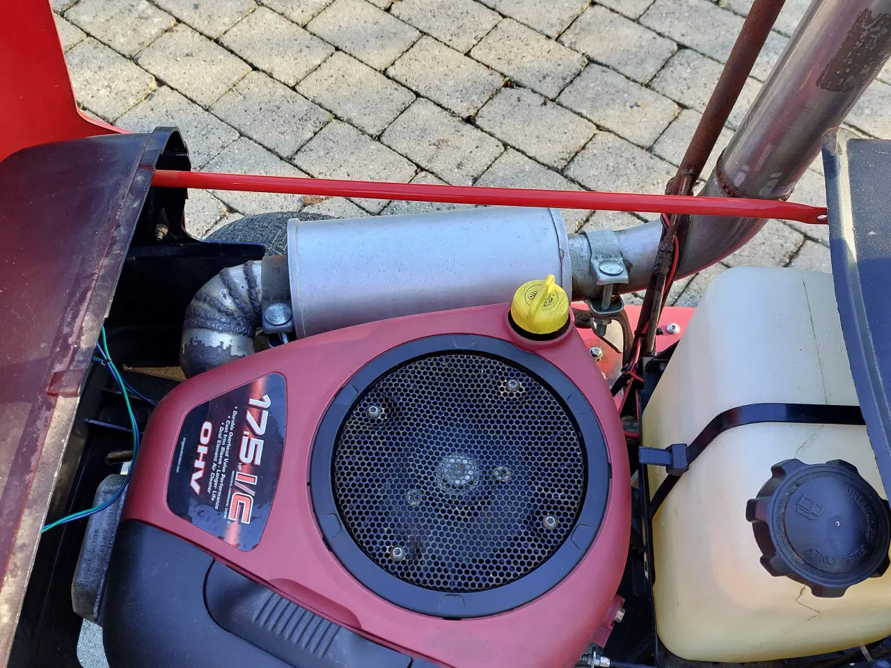 Billede 9 - MTD Yard Machines 17,5 hk havetraktor uden klippea