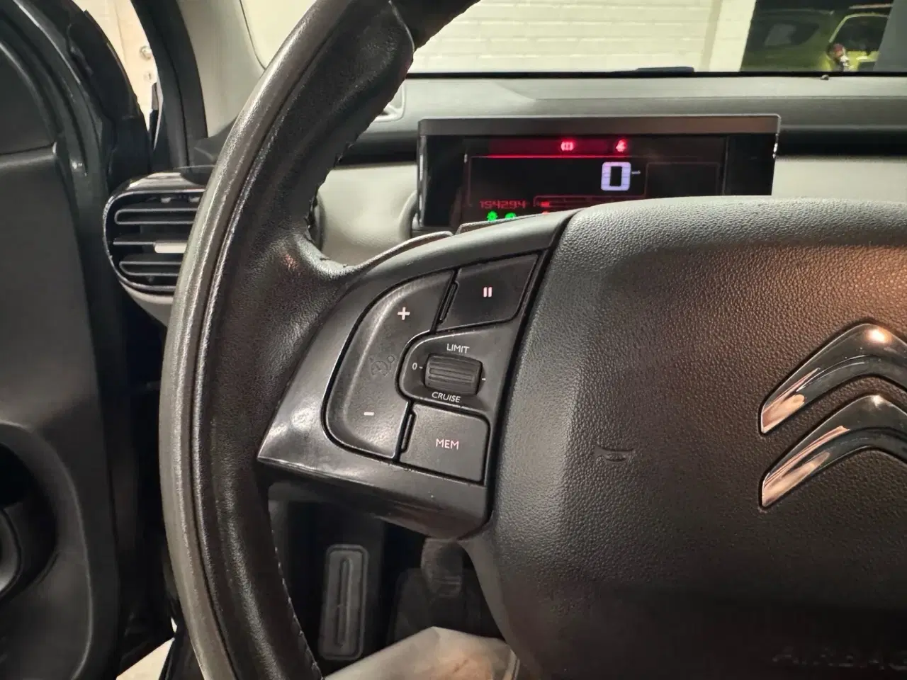 Billede 6 - Citroën C4 Cactus 1,6 Blue HDi Funky start/stop 100HK 5d