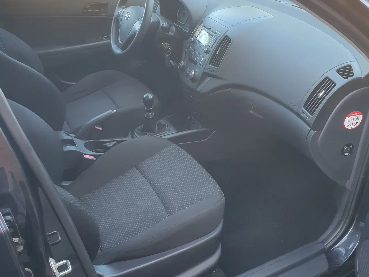 Billede 4 - Hyundai  i30 1,4 benzin træk 235500km 2009