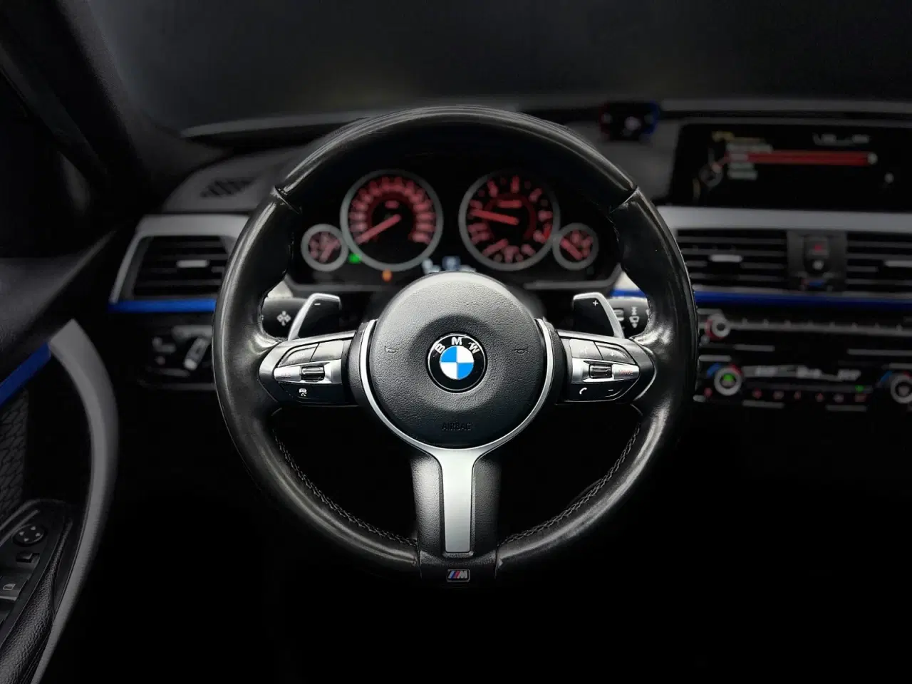 Billede 7 - BMW 330d 3,0 Touring M-Sport xDrive aut.