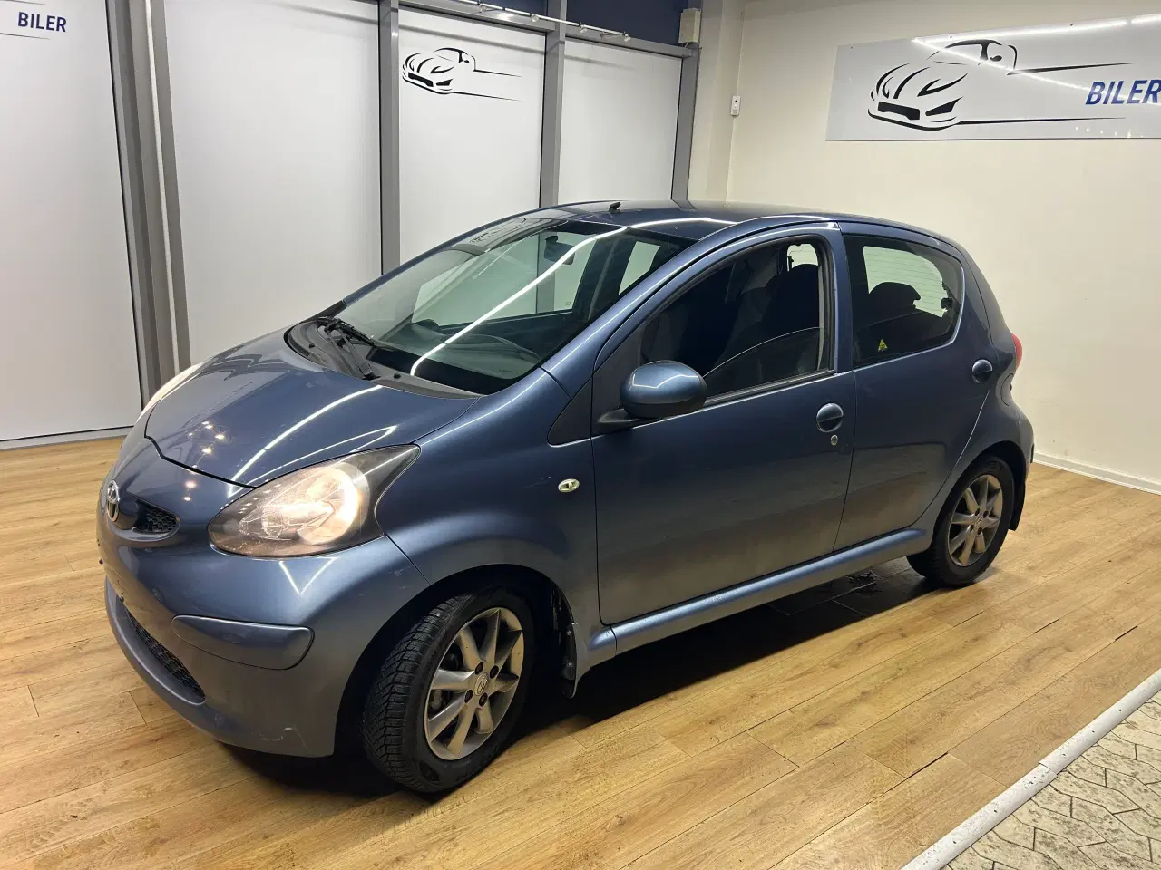 Billede 2 - Toyota Aygo nysynet, lav km tal