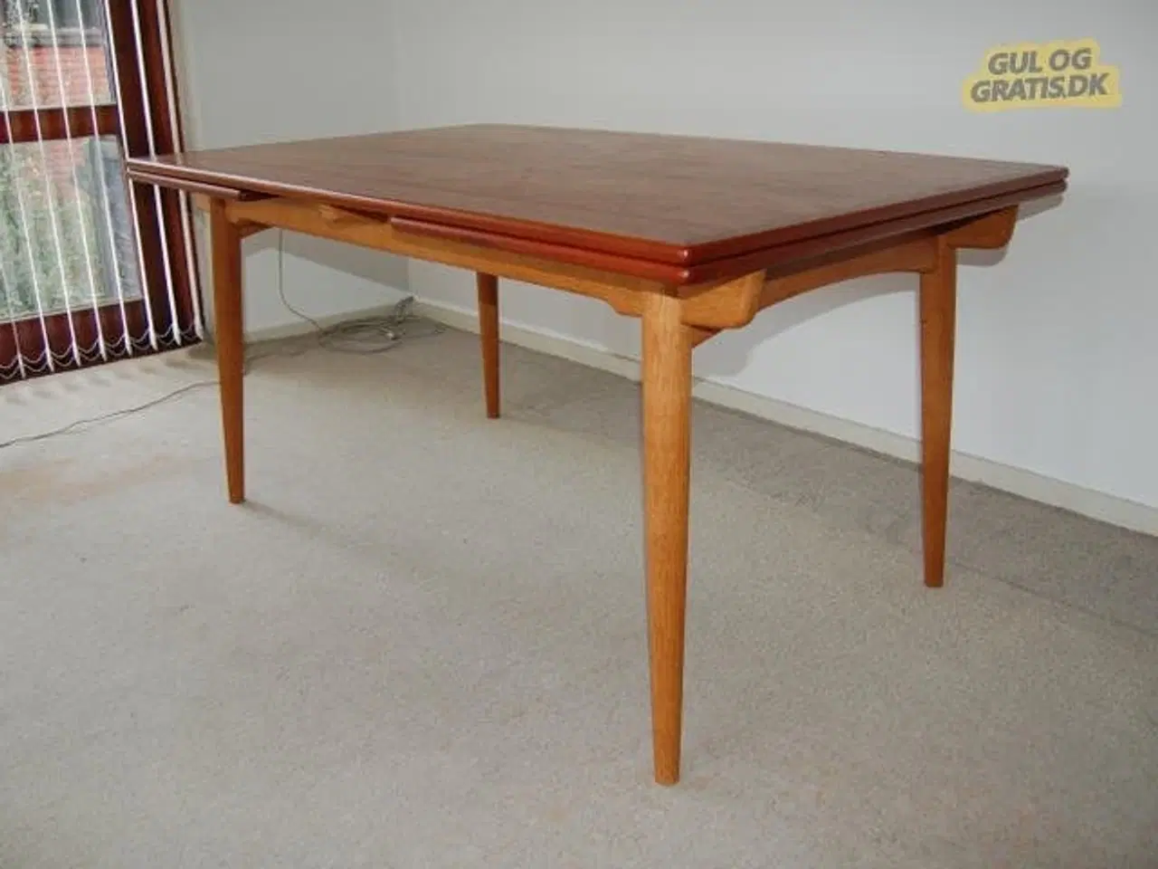 Billede 7 - Særdeles velholdt spisestuesæt Hans J. Wegner