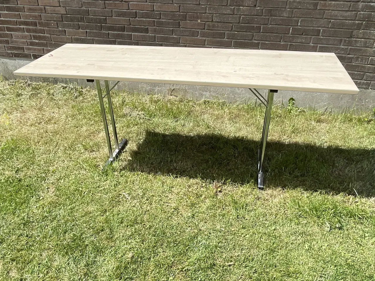 Billede 2 - Bord og stole