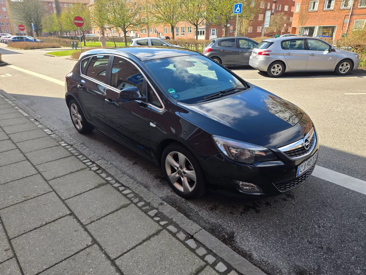 Billede 2 - Opel Astra 1.3 CDTI Sport 24,4 km/l