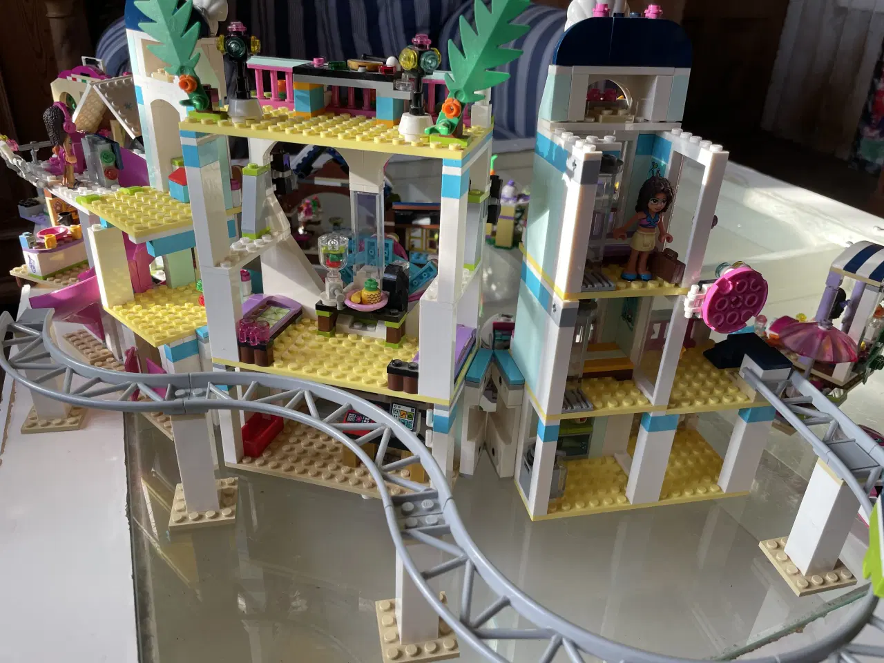 Billede 9 - Sælger Lego friends 