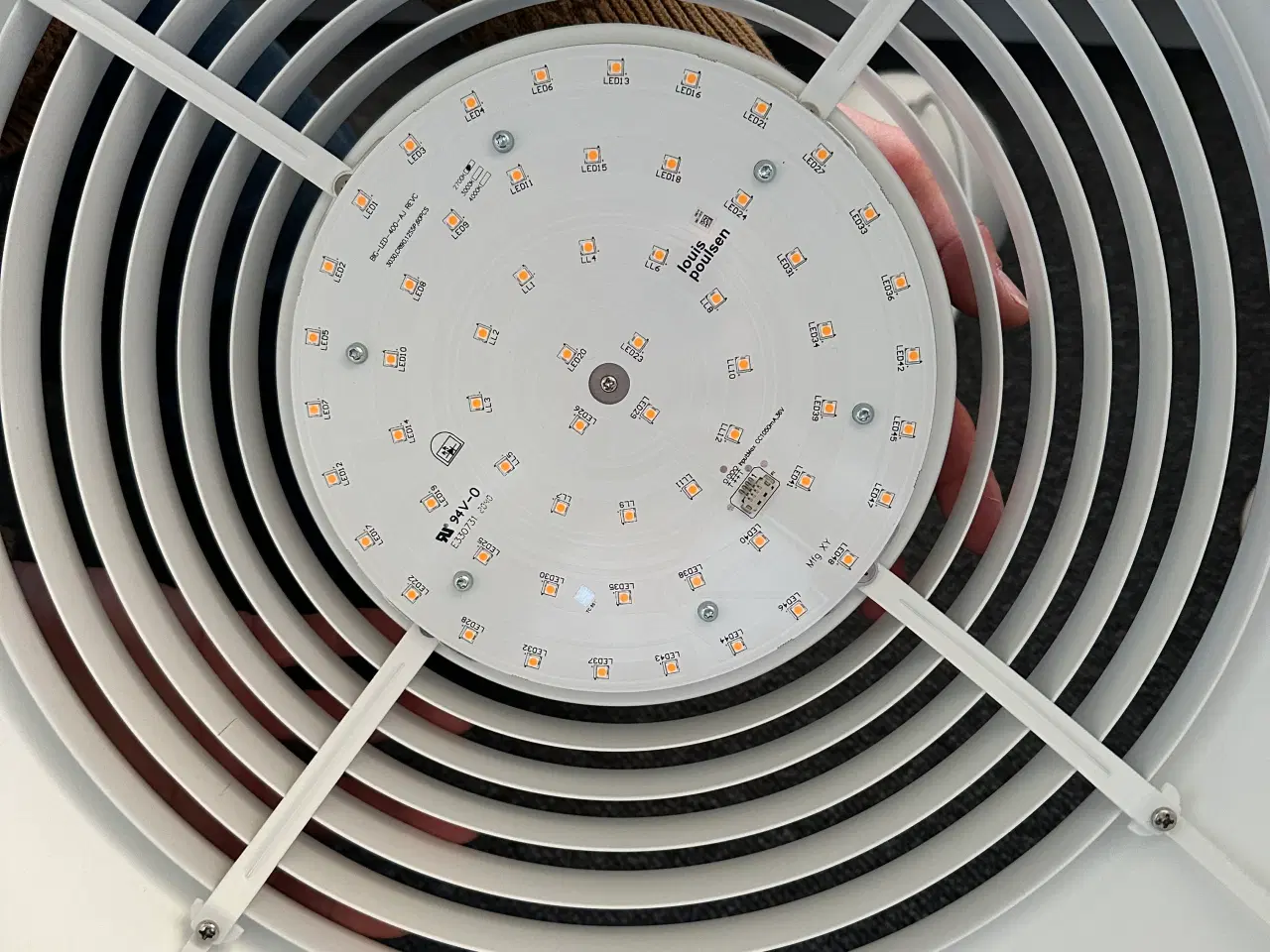 Billede 8 - AJ Royal 500 LED Pendel Hvid - Louis Poulsen