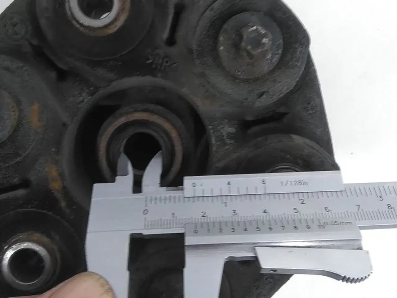 Billede 4 - Kardan Flance til differentiale 30mm aksel på differentiale A62768 F01 F07 GT