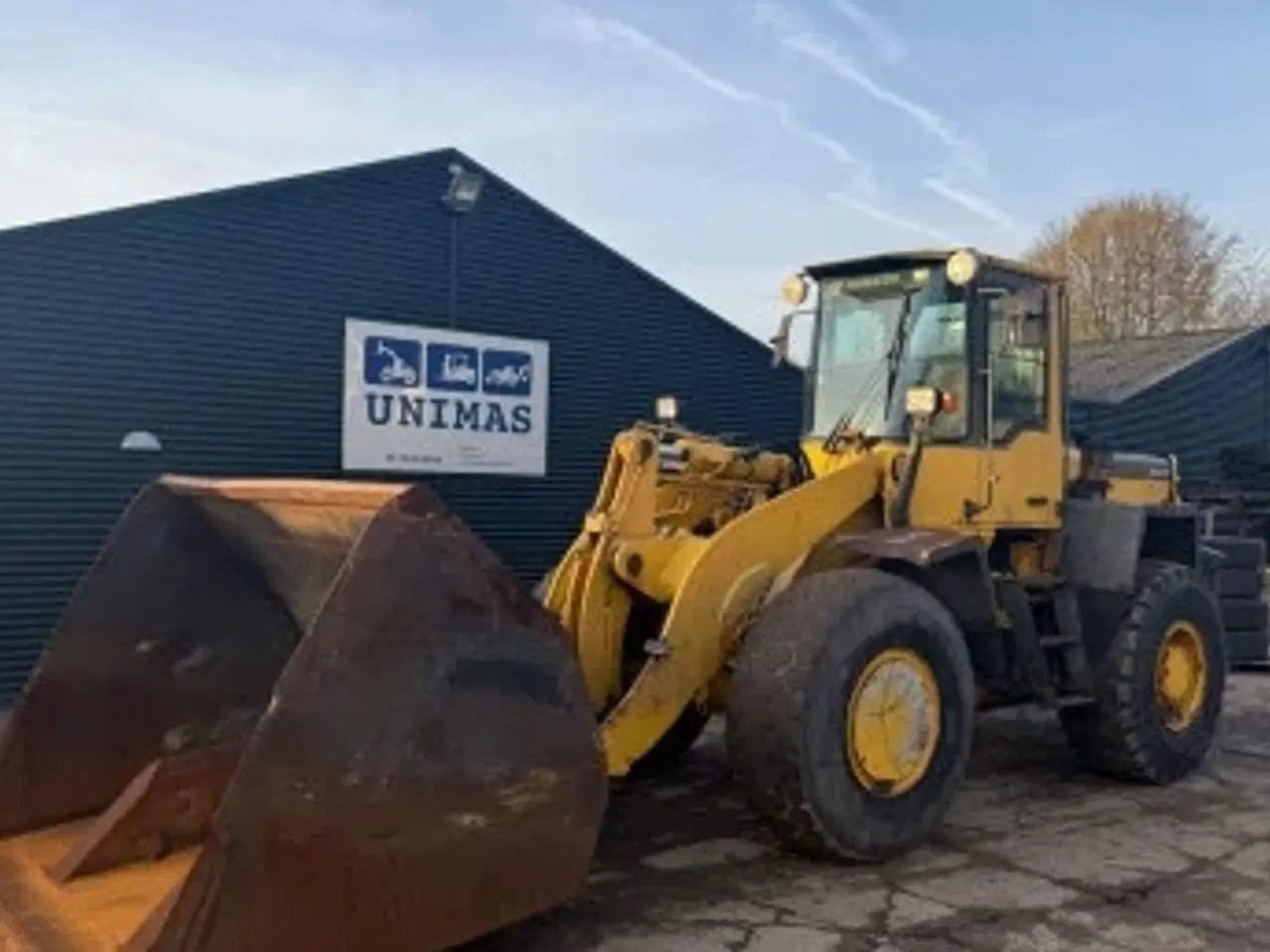 Billede 1 - Gummiged med Højtipskovl