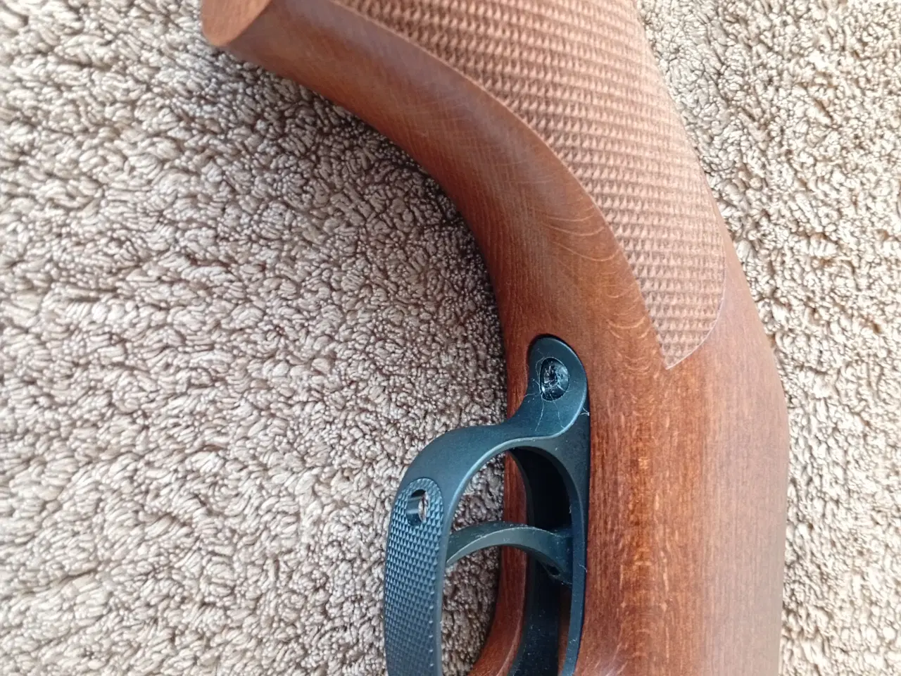 Billede 13 - Over 100 års erfaring er samlet i denne riffel.