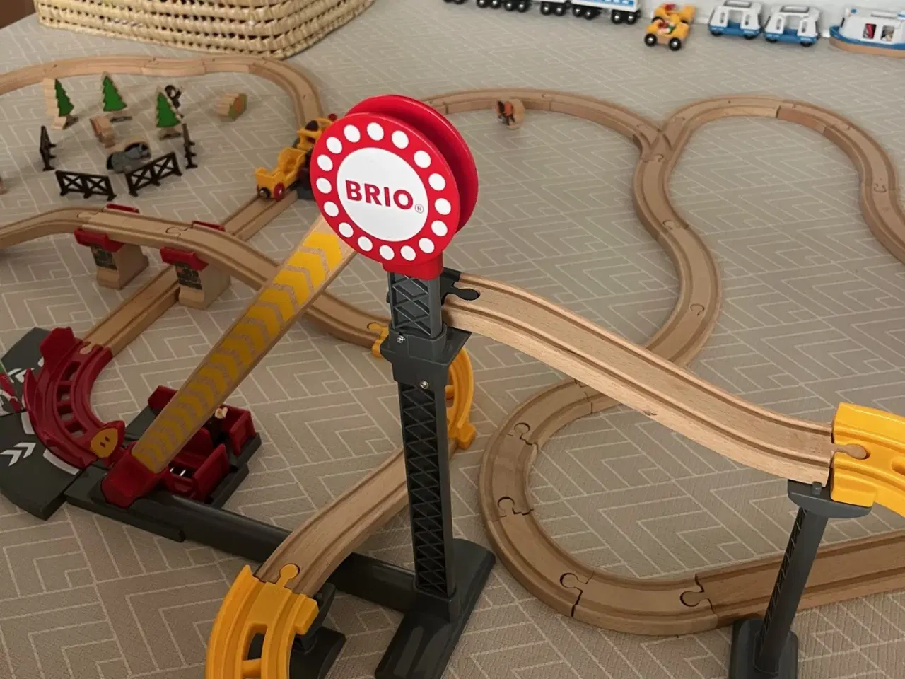 Billede 1 - Brio tog med en masse tilbehør
