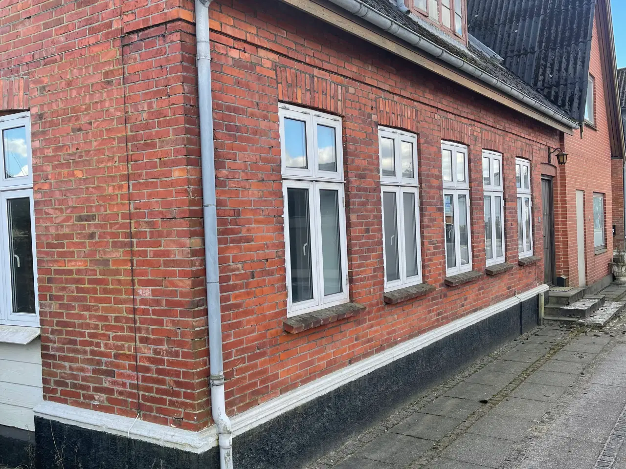 Billede 1 - Billig villa i Hoven, 6880 Tarm til salg