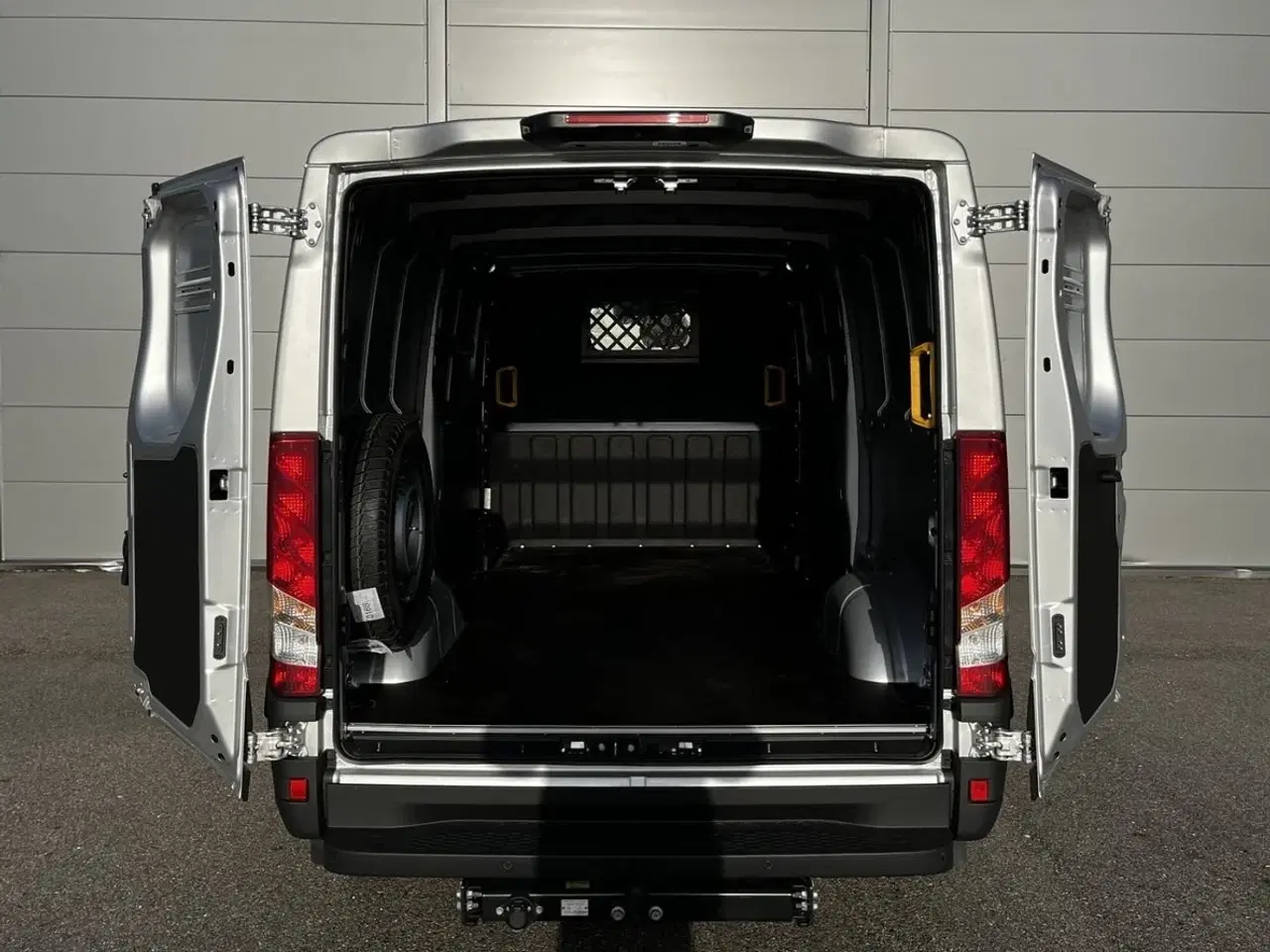 Billede 7 - Iveco Daily 3,0 35S21 9m³ Van AG8