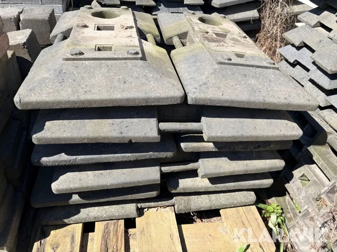 Billede 5 - Skiltefødder dobbelt - 24 styk