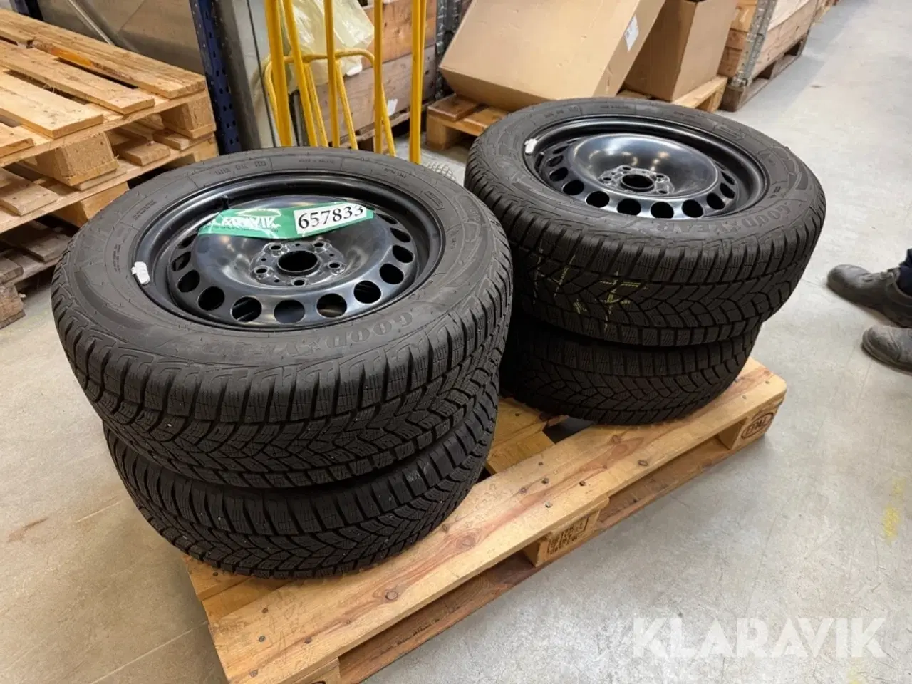 Billede 1 - Dæk Good year Ultra Grip 4 styks