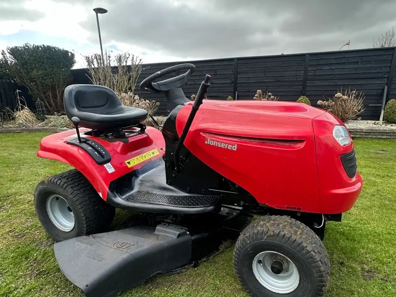 Billede 2 - Jonsered havetraktor – serviceret og klar til brug