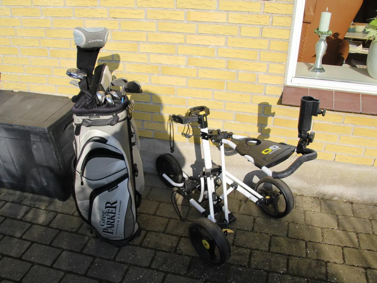 Billede 1 - Damegolfsæt incl. bag og vogn