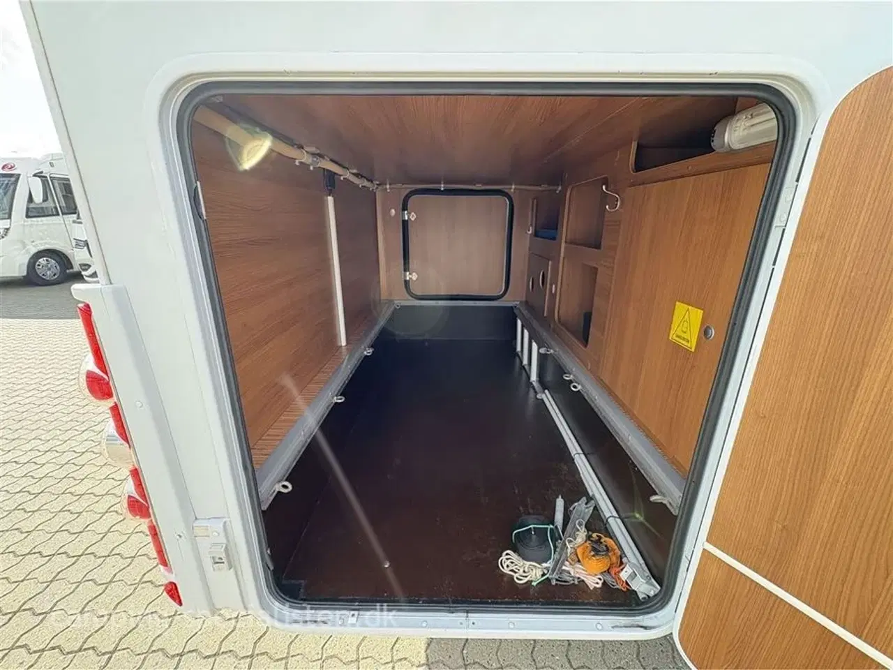 Billede 14 - 2014 - Carado T 447   Pæn og velholdt Carado T447 fra 2014 - Kan nu opleves hos Camping-Specialisten i Silkeborg