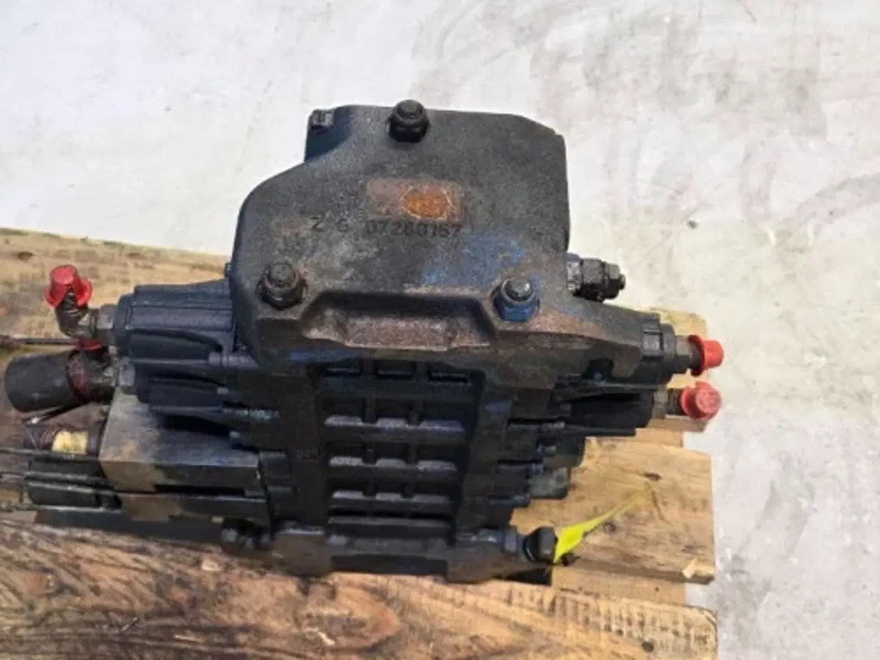 Billede 7 - Bobcat T2556 Hydraulikventil 88298.5