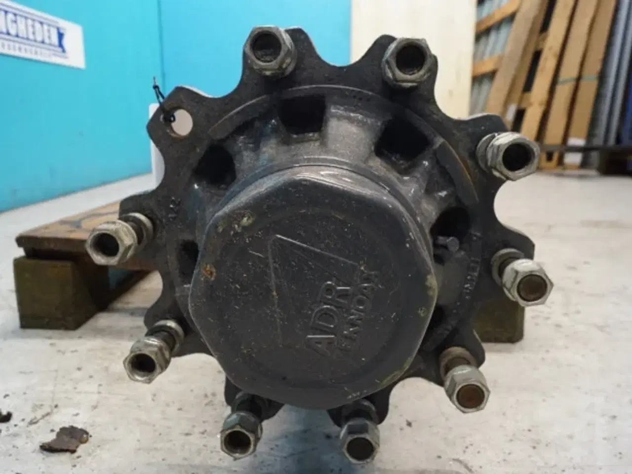 Billede 12 - Peecon A.D.R.  Fodervogns Hjulaksel