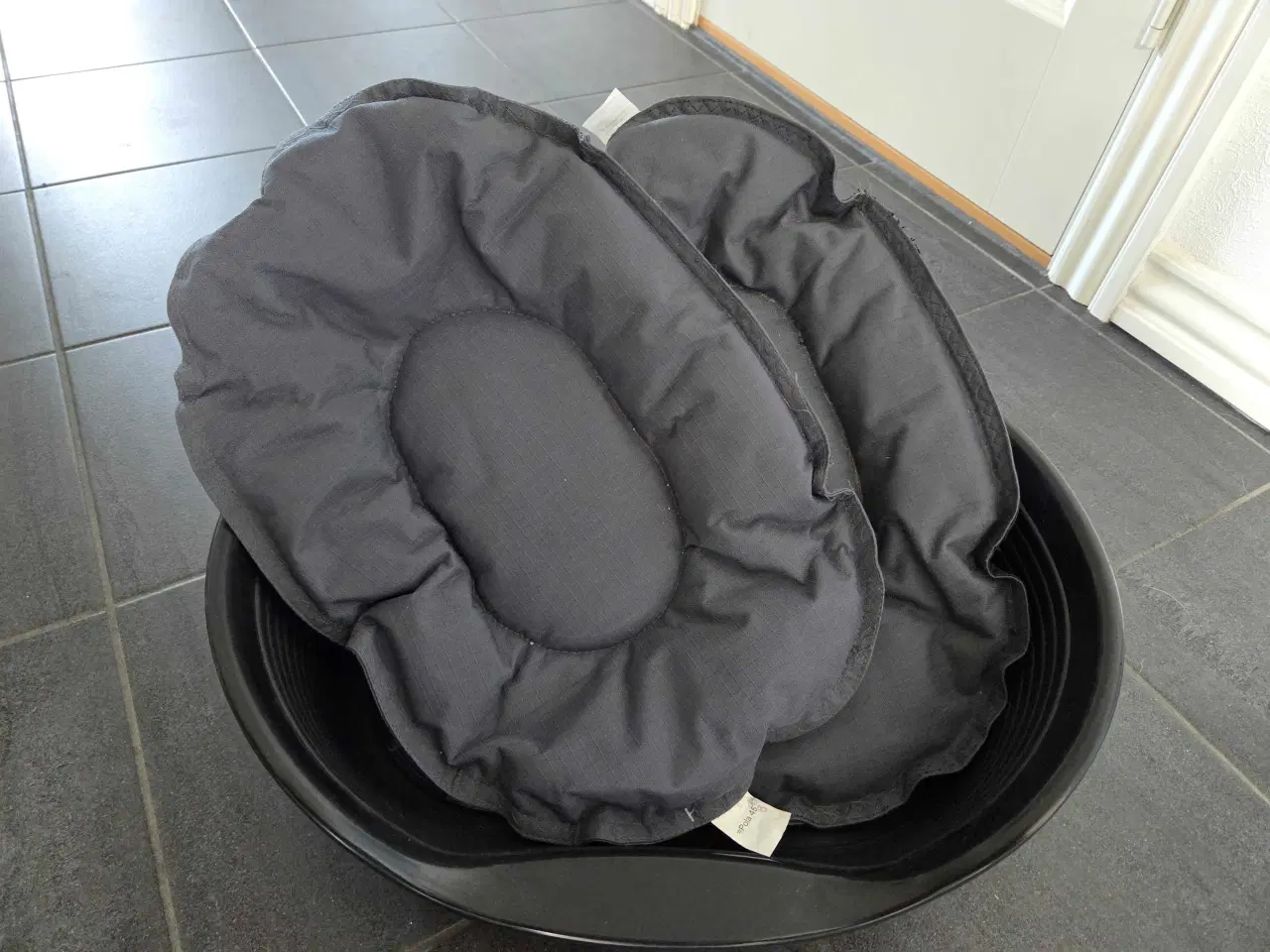 Billede 1 - Hundekurv lille 40-47 cm