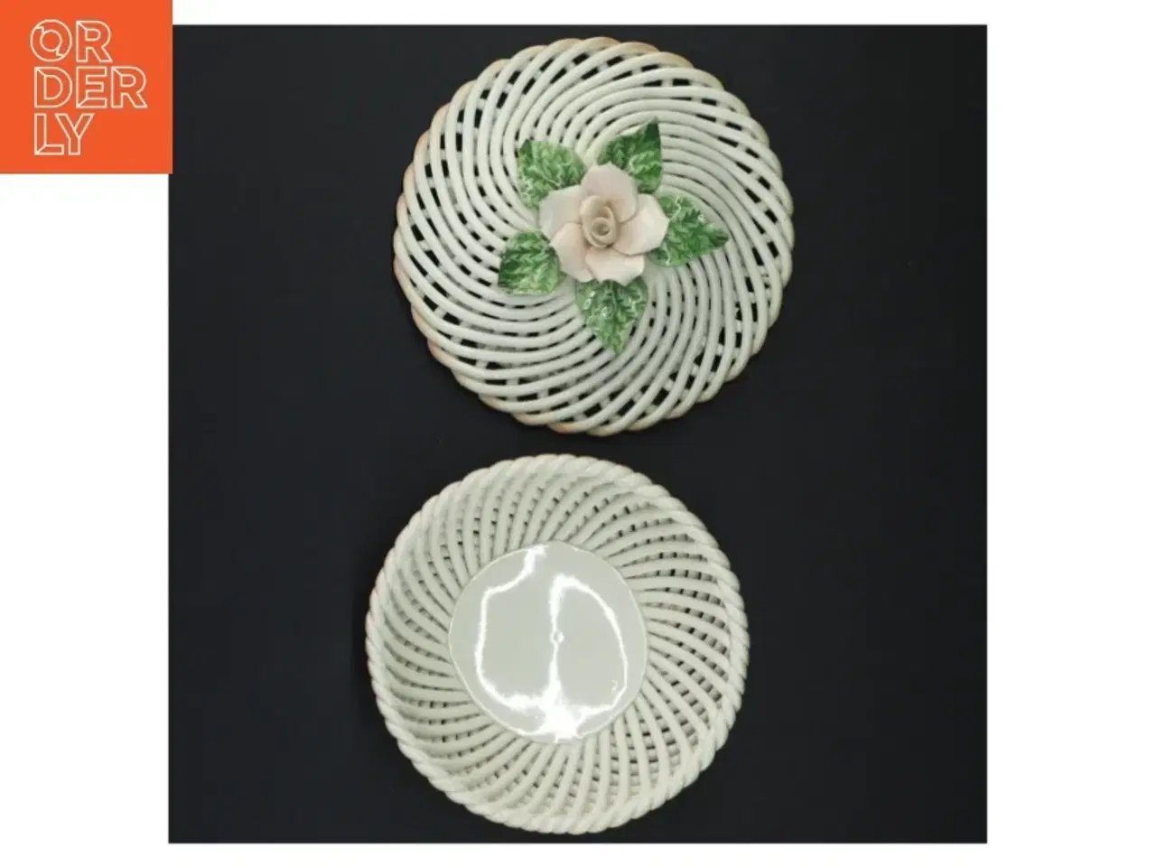 Billede 3 - Flettet porcelænskurv med rosenmotiv