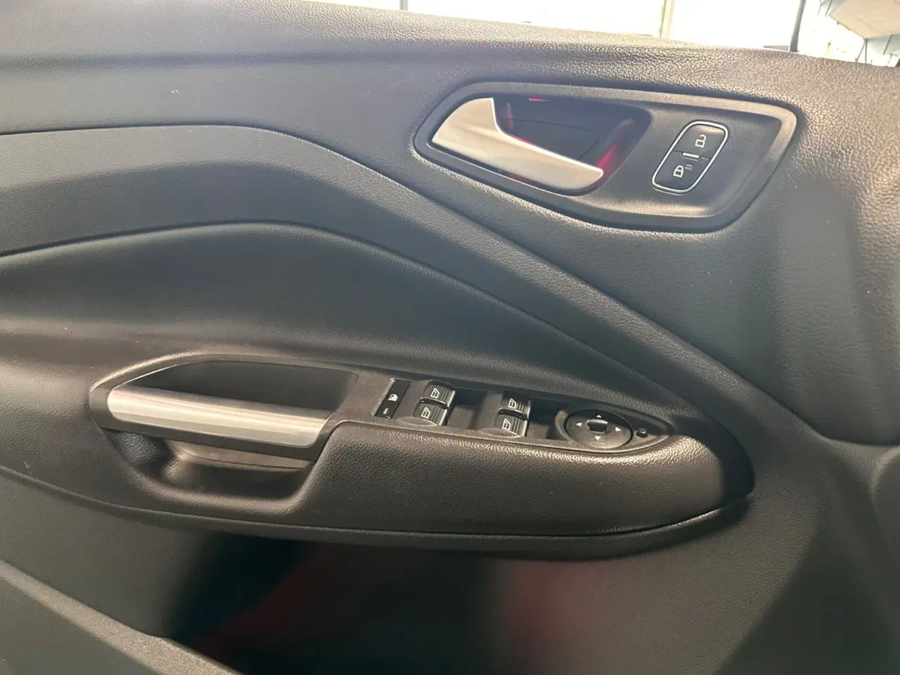 Billede 10 - Ford Kuga 2,0 TDCi 120 Titanium aut. Van