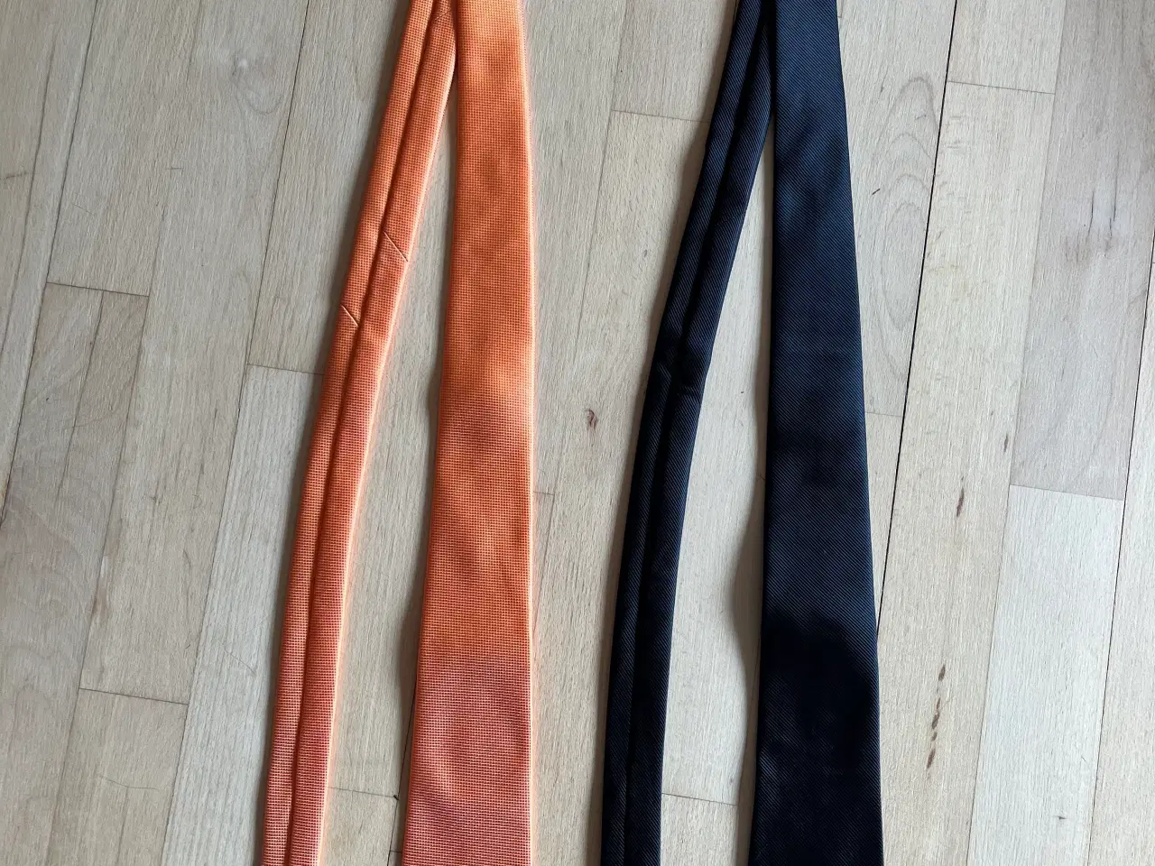Billede 2 - Slips sort og orange