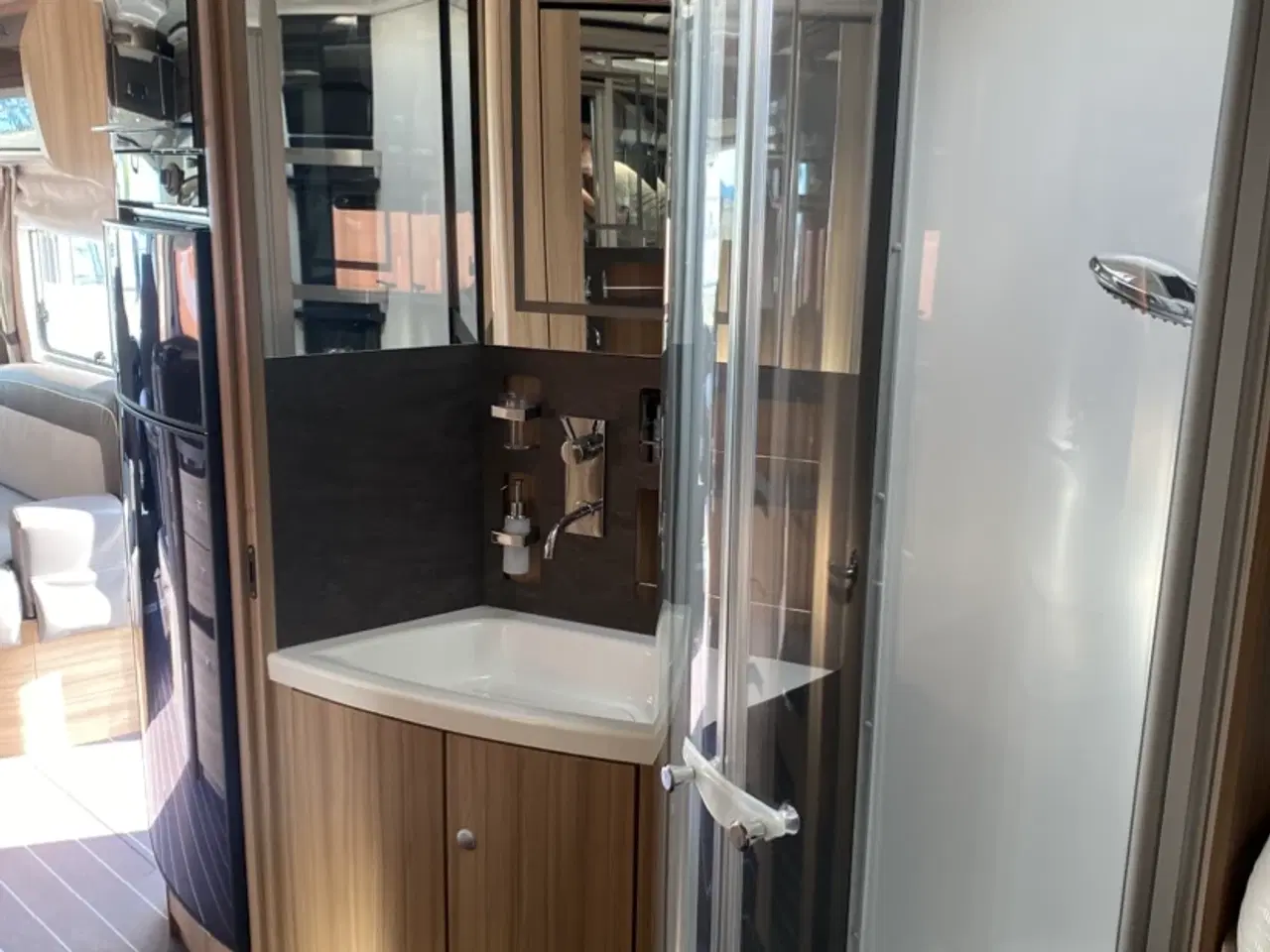 Billede 3 - Autocamper Knaus 900 Sun I LEG
