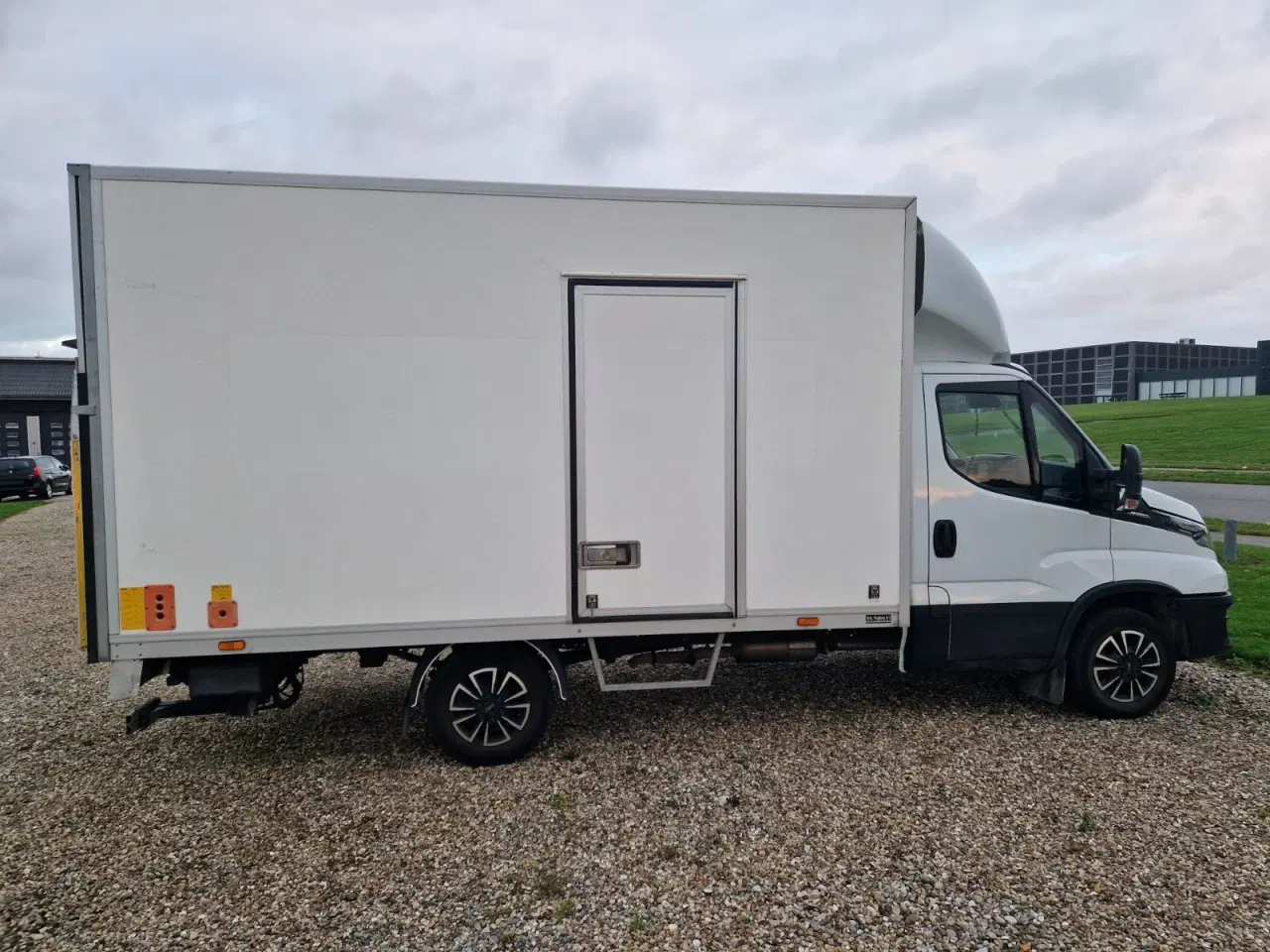 Billede 6 - Iveco Daily 2,3 35S16 Alukasse m/lift AG8