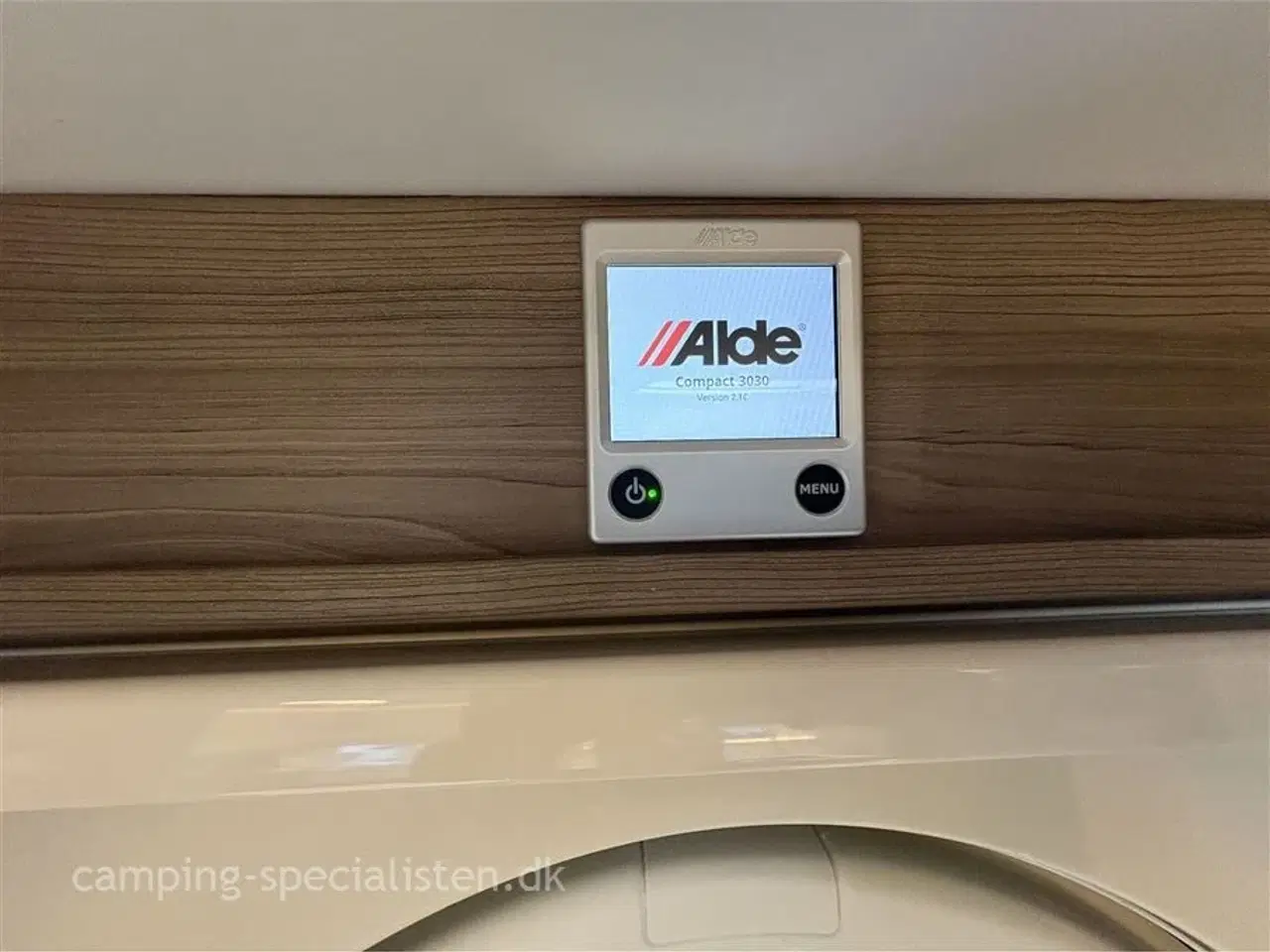 Billede 14 - 2026 - Kabe Ametist GLE KS B8 PREMIUM LINE Kabe Ametist GLE B8 KS Premium Line 2026 - Se den nu hos Camping-Specialisten.dk