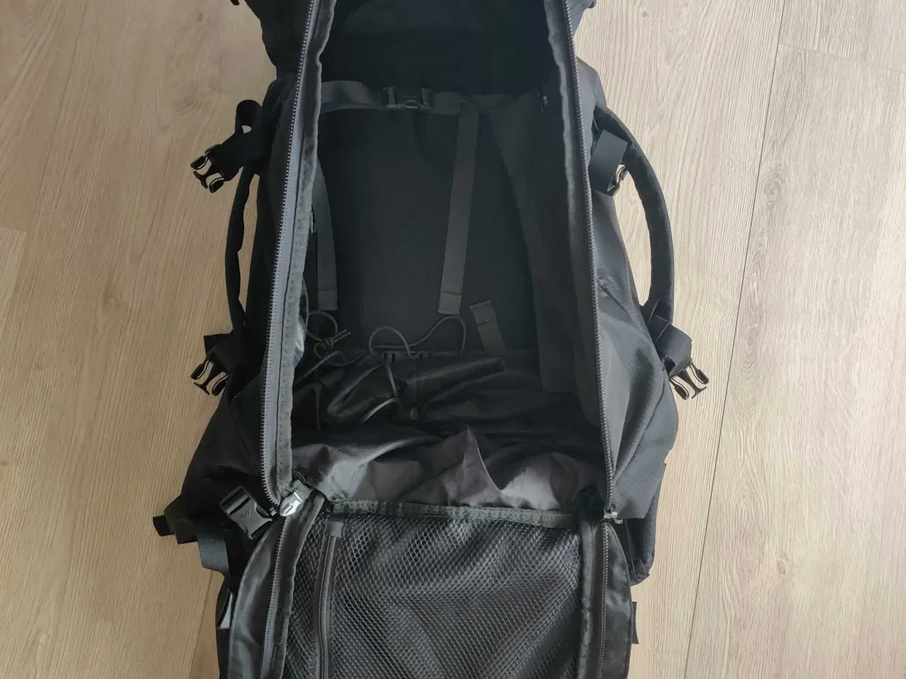 Billede 4 - Kathmandu 65L backpack + daypack