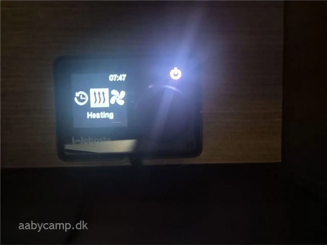 Billede 33 - 2024 - Benimar Amphitryon 967 Northautokapp   Nk.Pakke. Automatgear. solceller. 200Ah Lithium. 2000W inverter. luftundervogn på bagaksel. Hydrauliske støtteben. Alarm. Gasbageovn. Elektrisk tømning af frisk/spildevand. 3m vandfilter. tv samt internet antenne. Kan vejes op til 4400 kg.