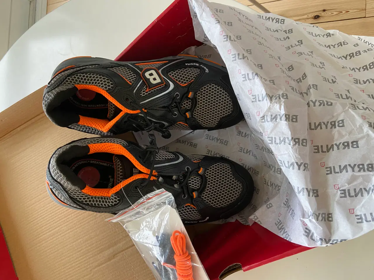 Billede 2 - Sikkerheds sko Brynje