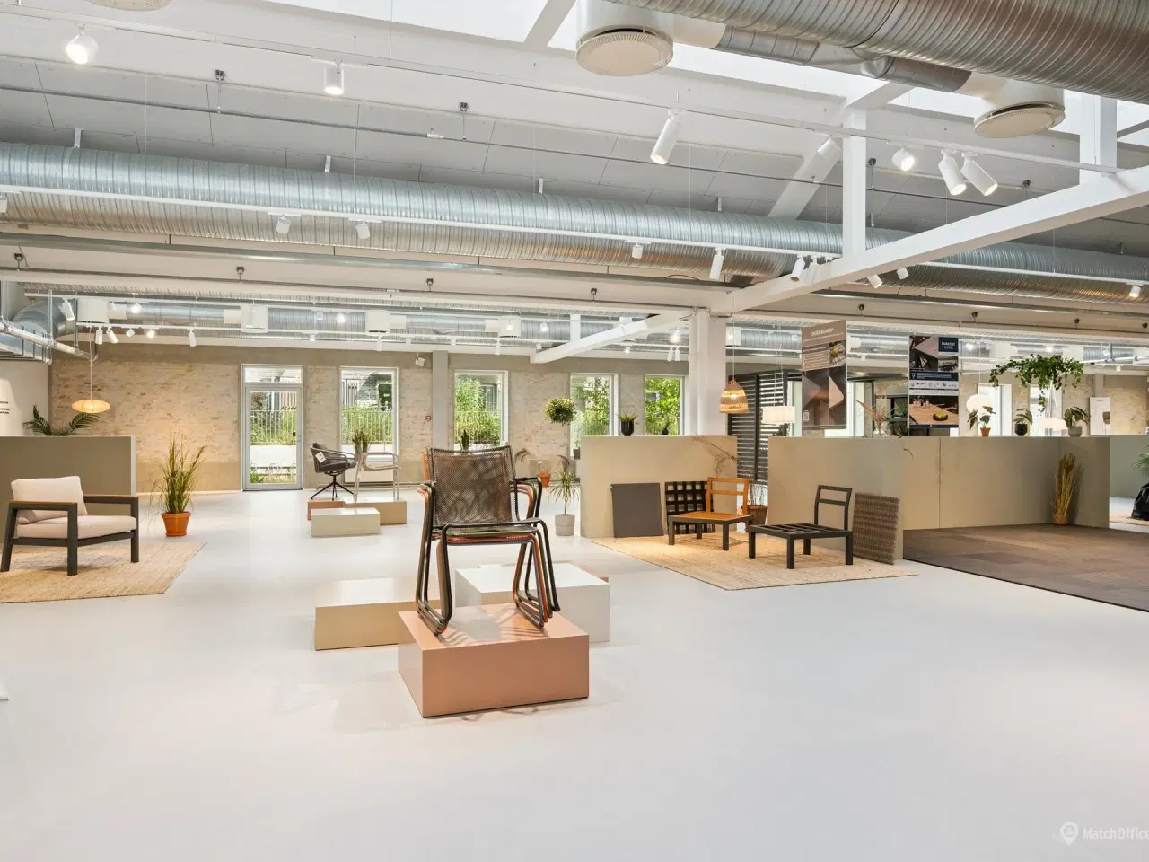 Billede 3 - Erhvervslejemål i tidligere industriejendom velegnet til mange formål