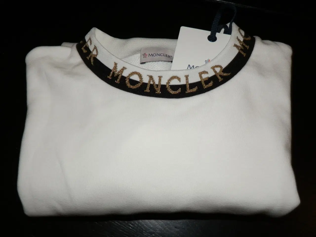 Billede 8 - Ny lækker MONCLER Sweatshirt i hvid.