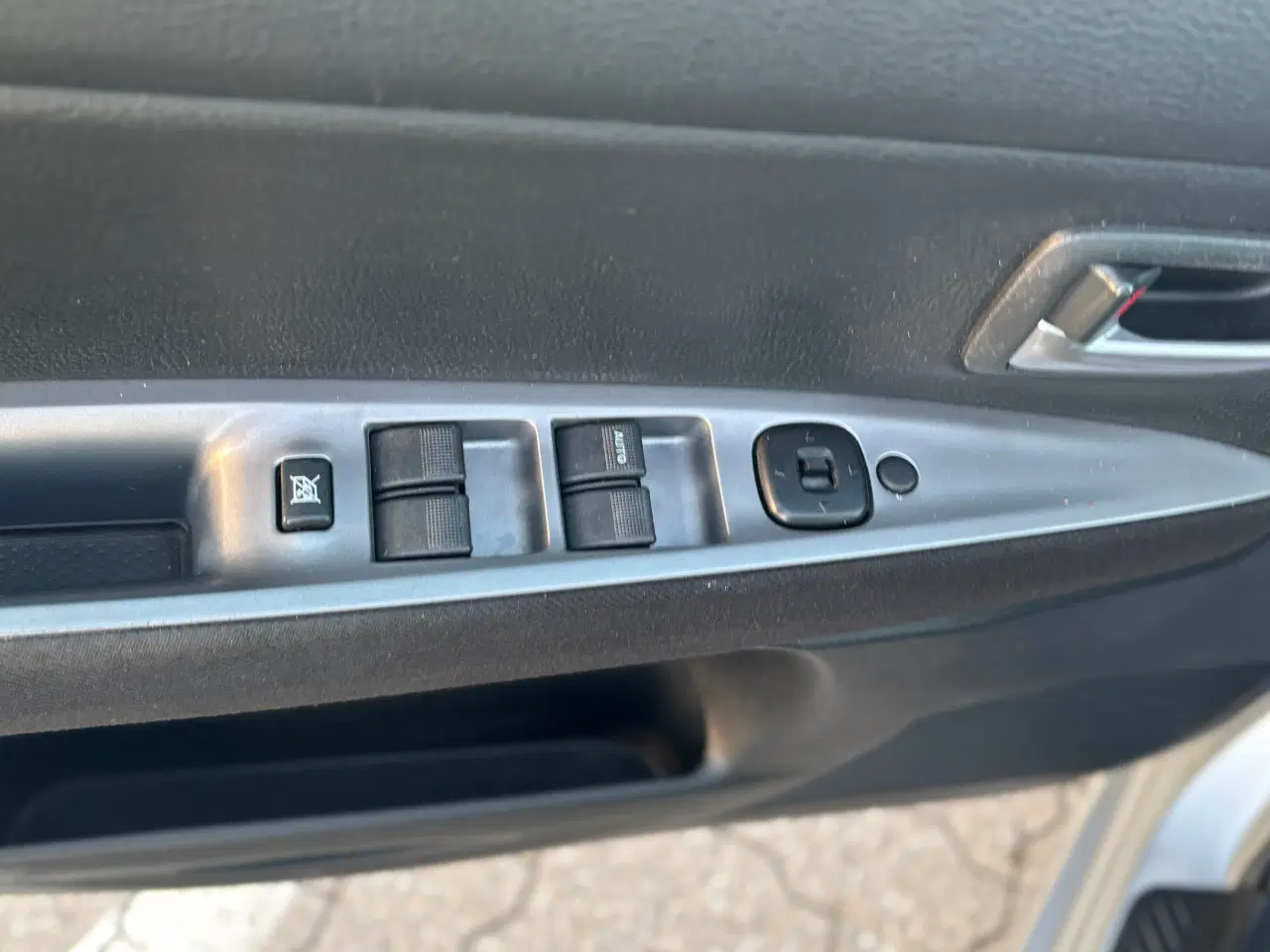 Billede 5 - Mazda 2  1,6 – Nysynet – Klar til sommer – 2006